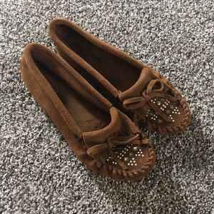 Minnetonka Moccassin, size 6